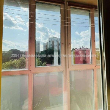 Продам квартиру, Добровольцев ул. , 2  ком., 38 м², евроремонт 