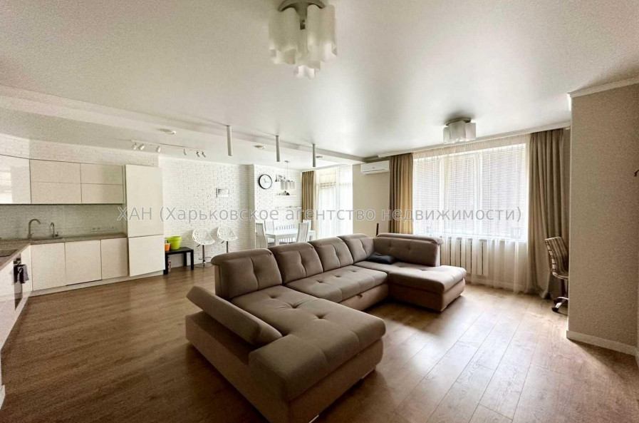 Продам квартиру, Юбилейный просп. , 3 кім., 96 м², авторский дизайн 