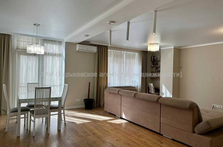 Продам квартиру, Юбилейный просп. , 3 кім., 96 м², авторский дизайн 