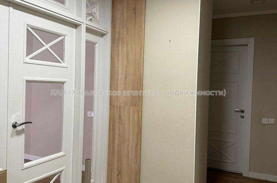 Продам квартиру, Юбилейный просп. , 3 кім., 96 м², авторский дизайн 