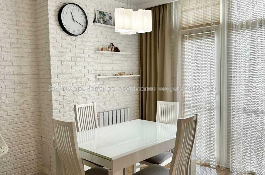 Продам квартиру, Юбилейный просп. , 3 кім., 96 м², авторский дизайн 
