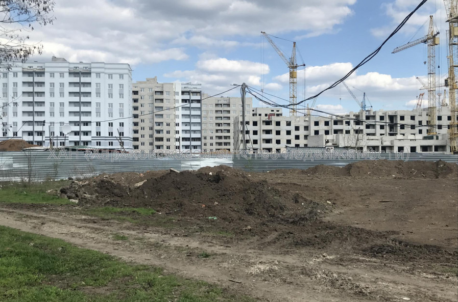 Продам квартиру, Валентиновская ул. , 1 кім., 39.20 м², без ремонта 