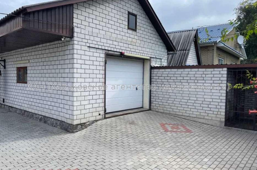 Продам будинок, Ахтырская ул. , 200 м², 14 соток, капитальный ремонт 