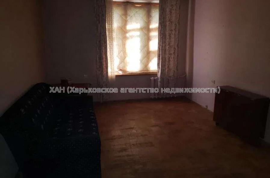 Продам квартиру, Науки просп. , 3 кім., 73 м², без ремонта 