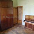 Продам квартиру, Науки просп. , 3 кім., 73 м², без ремонта 