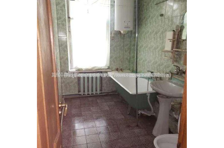 Продам квартиру, Науки просп. , 3 кім., 73 м², без ремонта 