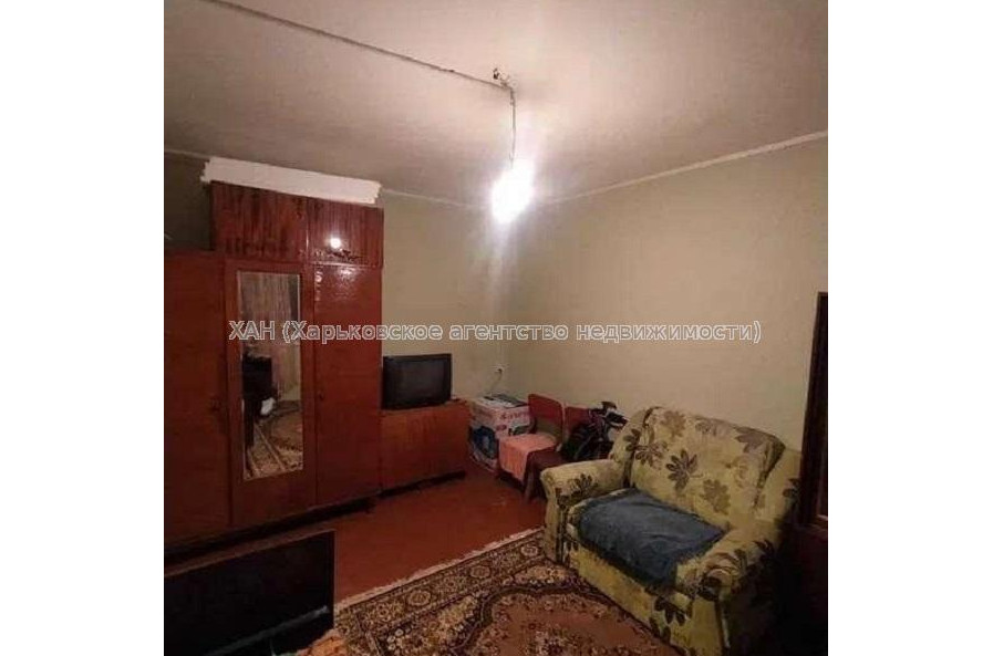 Продам квартиру, Болградская ул. , 1 кім., 27 м², косметический ремонт 