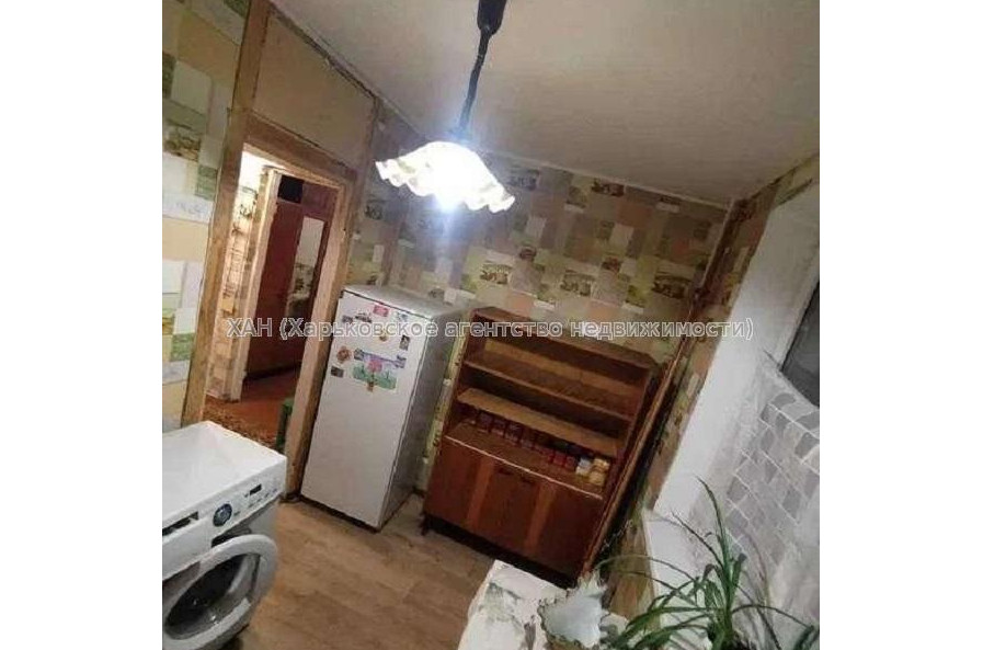 Продам квартиру, Болградская ул. , 1 кім., 27 м², косметический ремонт 