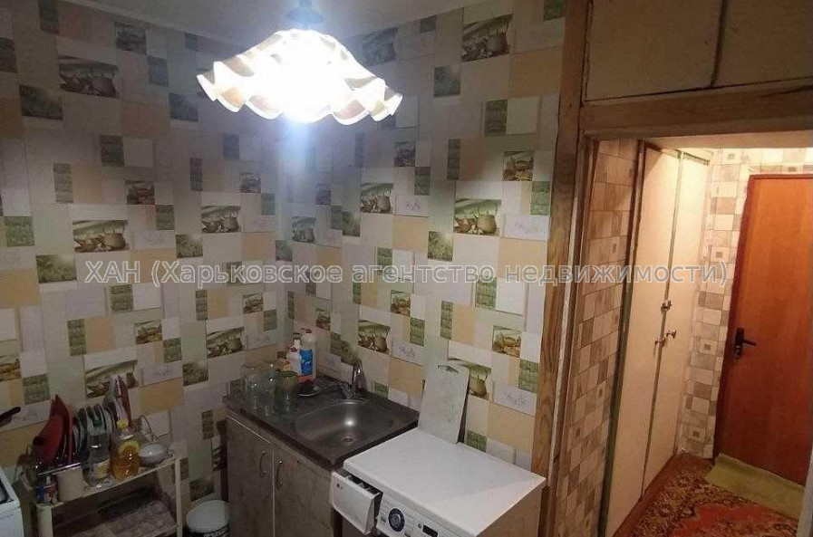 Продам квартиру, Болградская ул. , 1 кім., 27 м², косметический ремонт 