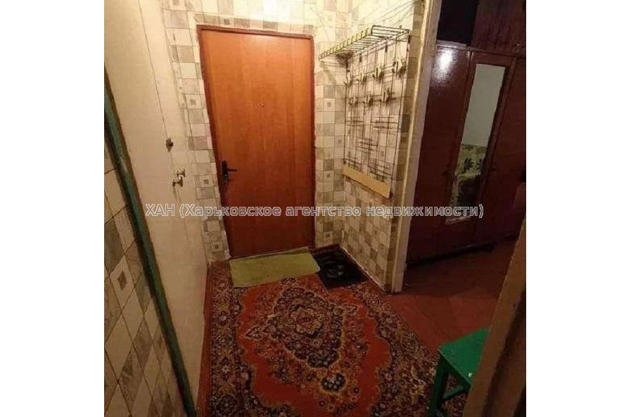 Продам квартиру, Болградская ул. , 1 кім., 27 м², косметический ремонт 