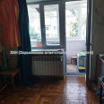Продам квартиру, Есенина ул. , 3 кім., 56 м², косметический ремонт 