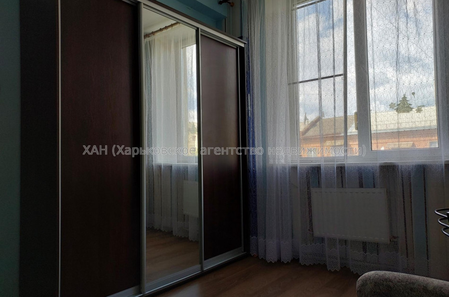 Сдам квартиру, Сумская ул. , 77/79 , 4  ком., 108 м², косметический ремонт 