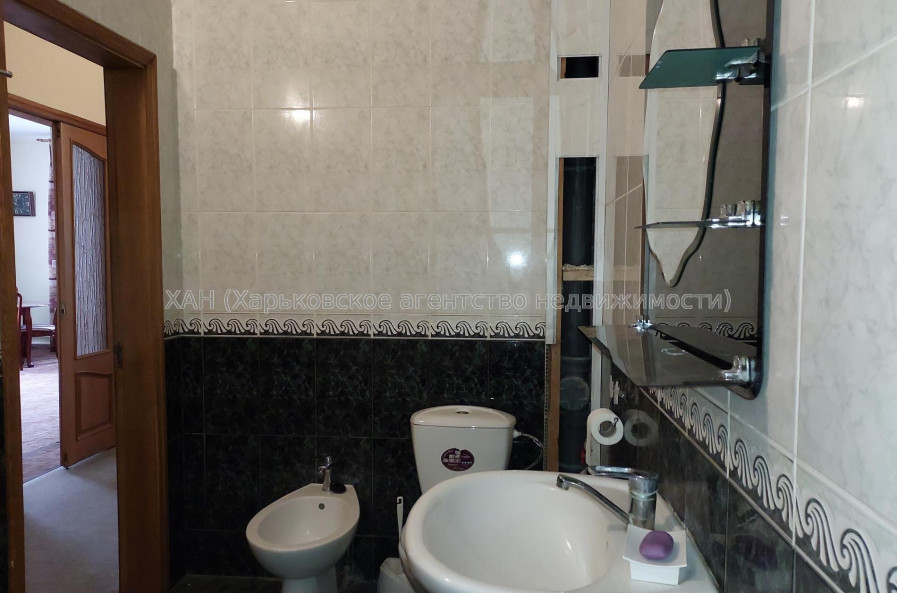 Сдам квартиру, Сумская ул. , 77/79 , 4  ком., 108 м², косметический ремонт 