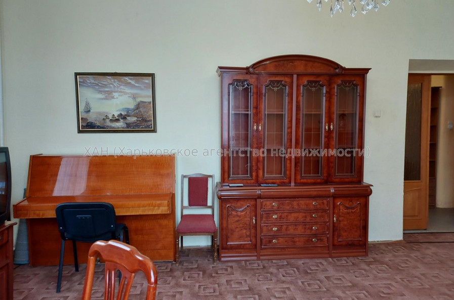 Сдам квартиру, Сумская ул. , 77/79 , 4  ком., 108 м², косметический ремонт 