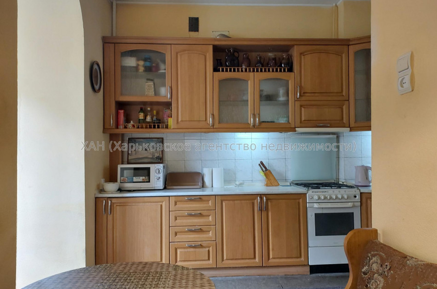 Сдам квартиру, Сумская ул. , 77/79 , 4  ком., 108 м², косметический ремонт 