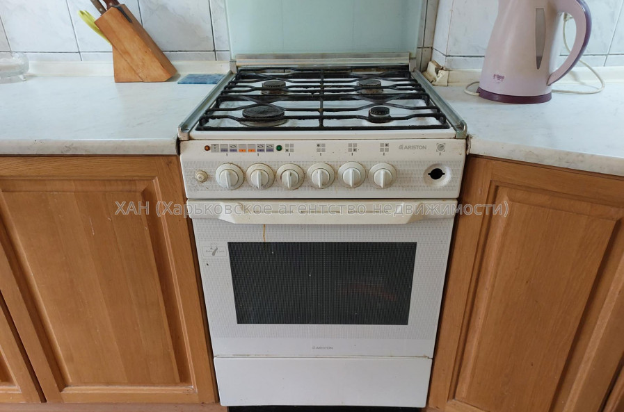 Сдам квартиру, Сумская ул. , 77/79 , 4  ком., 108 м², косметический ремонт 