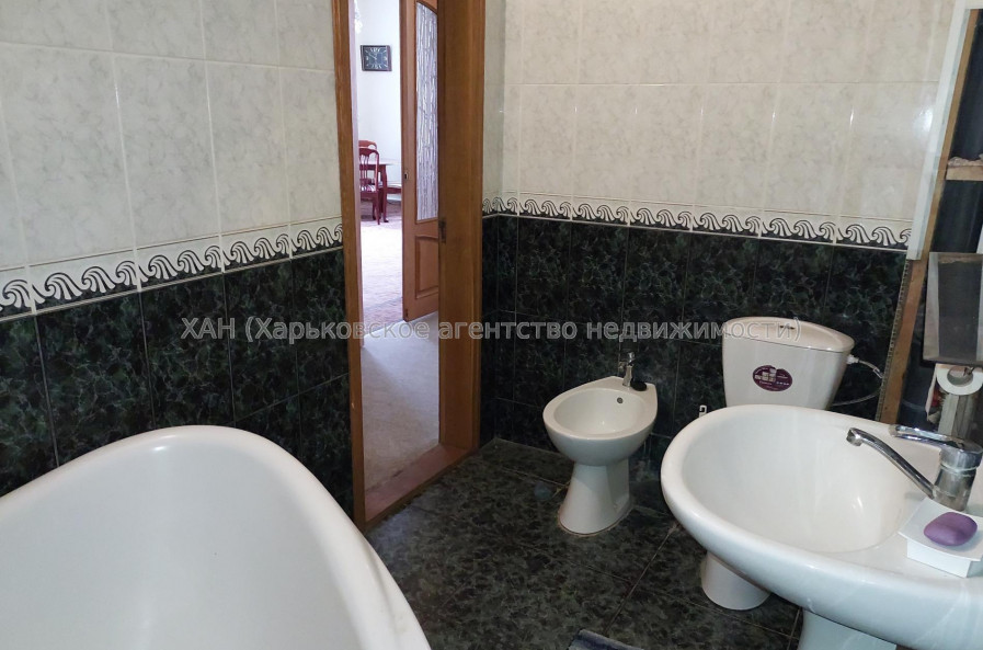 Сдам квартиру, Сумская ул. , 77/79 , 4  ком., 108 м², косметический ремонт 
