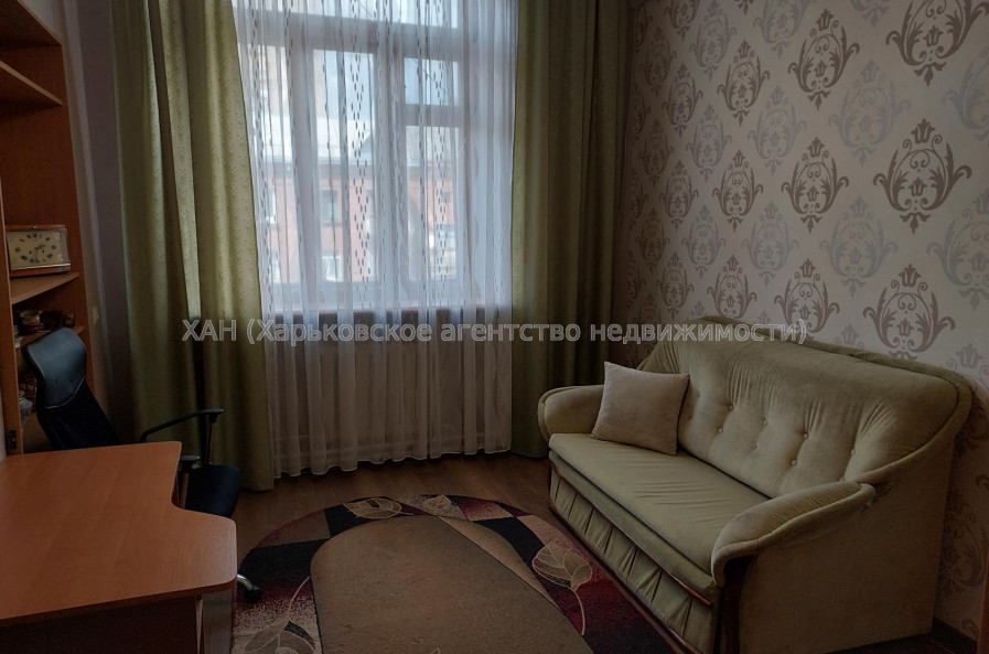 Сдам квартиру, Сумская ул. , 77/79 , 4  ком., 108 м², косметический ремонт 