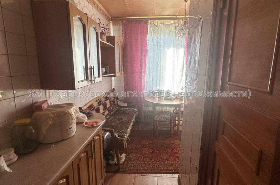 Продам квартиру, Библика ул. , 3  ком., 65 м², косметический ремонт 