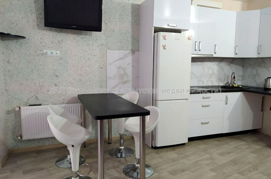 Продам квартиру, Полтавский Шлях ул. , 1  ком., 31 м², евроремонт 