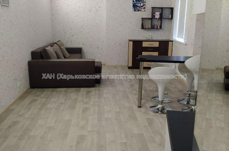 Продам квартиру, Полтавский Шлях ул. , 1  ком., 31 м², евроремонт 