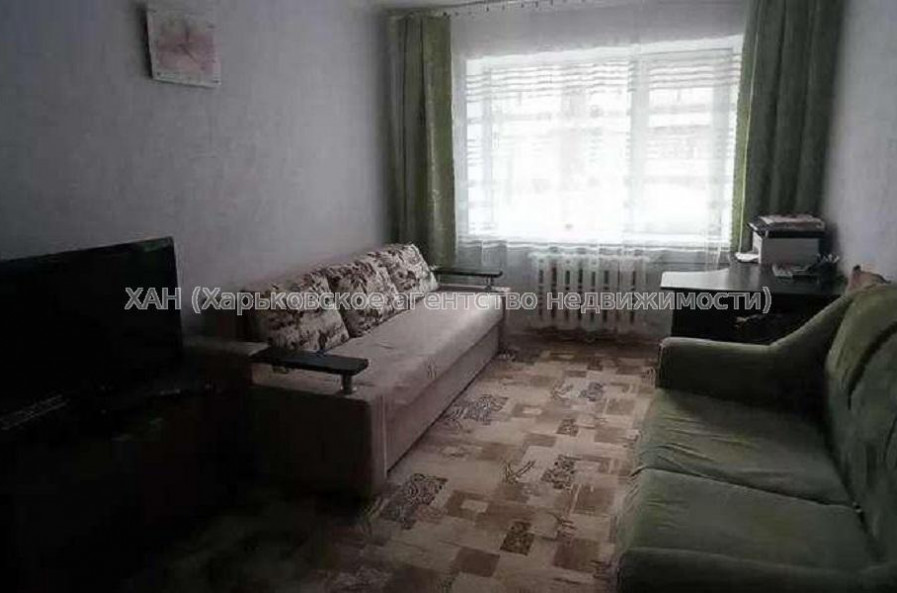 Продам квартиру, Александровский просп. , 1 кім., 24 м², косметический ремонт 