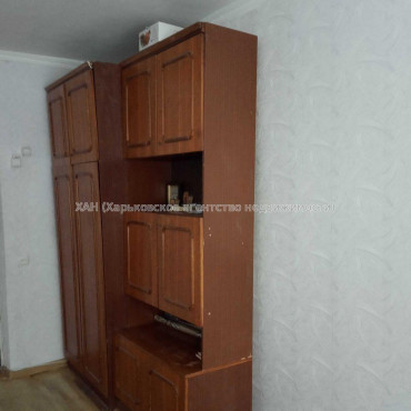 Продам квартиру, Александровский просп. , 1  ком., 24 м², косметический ремонт 