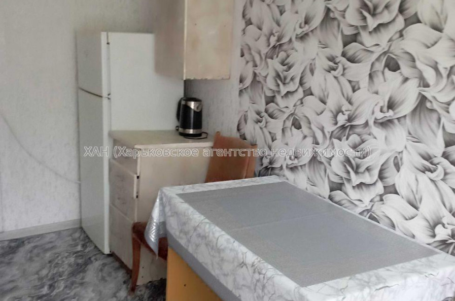 Продам квартиру, Александровский просп. , 1  ком., 24 м², косметический ремонт 