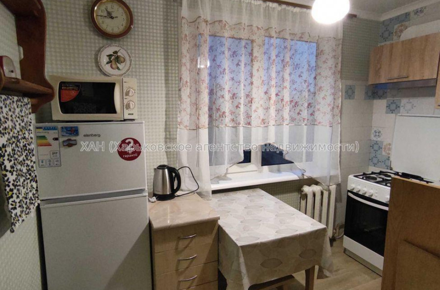 Сдам квартиру, 23 Августа ул. , 3  ком., 59 м², косметический ремонт 